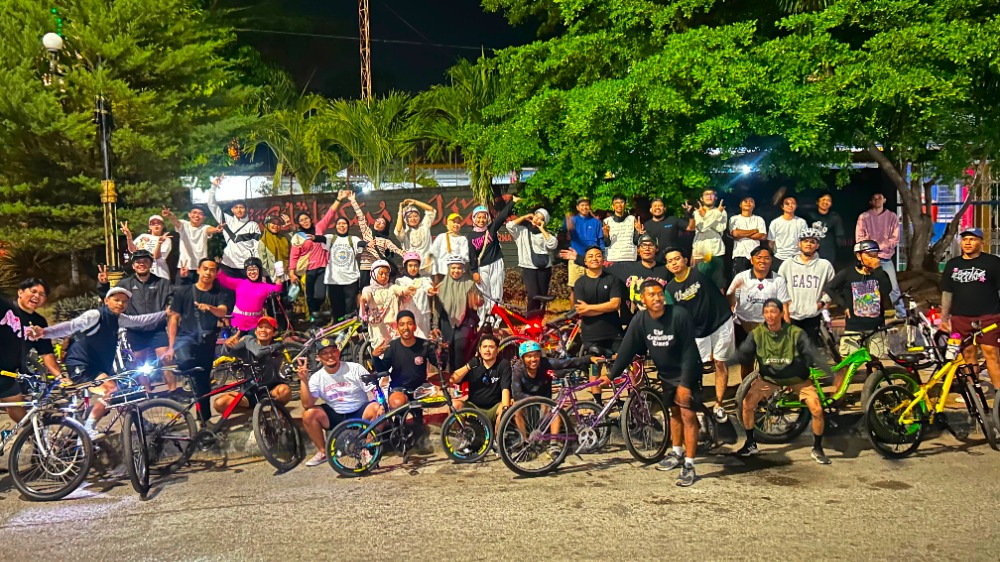 Critical Mass Buton Raya Ajak Warga Baubau Bangun Budaya Bersepeda dan Jalan yang Aman