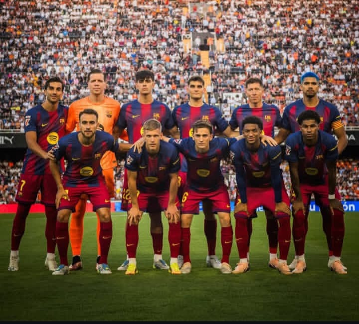 Barcelona Tumbang 1-3 dari Valencia, Perpisahan Lewandowski Berakhir Haru