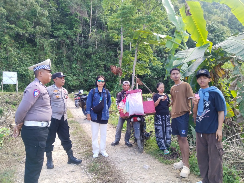 Polsek Kapontori Tingkatkan Patroli Dialogis untuk Cegah Gangguan Kamtibmas