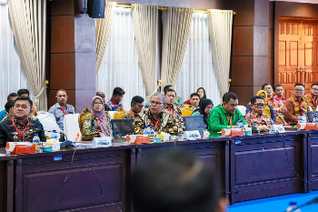 Wakili Bupati Buton, Syarifudin Saafa Hadiri RUPS PT BPR Bahteramas se-Sultra Tahun Buku 2025