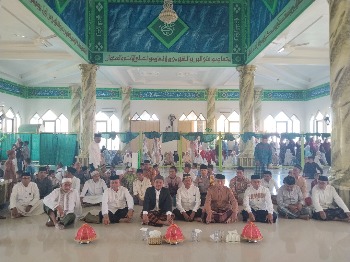 Pesan Wabup Buton di Maulid Nabi: Jangan Hanya Diperingati, Teladani Akhlak Rasulullah