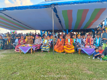 Wakil Bupati Buton Syarifudin Saafa, S.T., menghadiri acara tradisi pesta adat Pidoano Kuri Wabula pada rangkaian kegiatan Ponarea di Wabula. Kecamatan Wabula, Kabupaten Buton, Senin sore (29/06/2026) pukul 17:00 WITA. (Foto: La Ampi - Takawa ID )