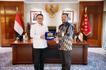 Bupati Azhari Bawa Misi Besar ke Istana, Presiden Diundang Resmikan Proyek Strategis di Buton Tengah