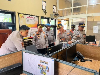 Bukan Hanya Fasilitas, Kapolres Buton Soroti Cara Personel Melayani Warga
