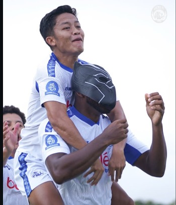 Arema Tutup Super League dengan Kemenangan Meyakinkan atas PSIM