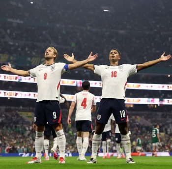 Bermain dengan 10 Orang, Inggris Tetap Tumbangkan Meksiko dan Lolos ke Delapan Besar